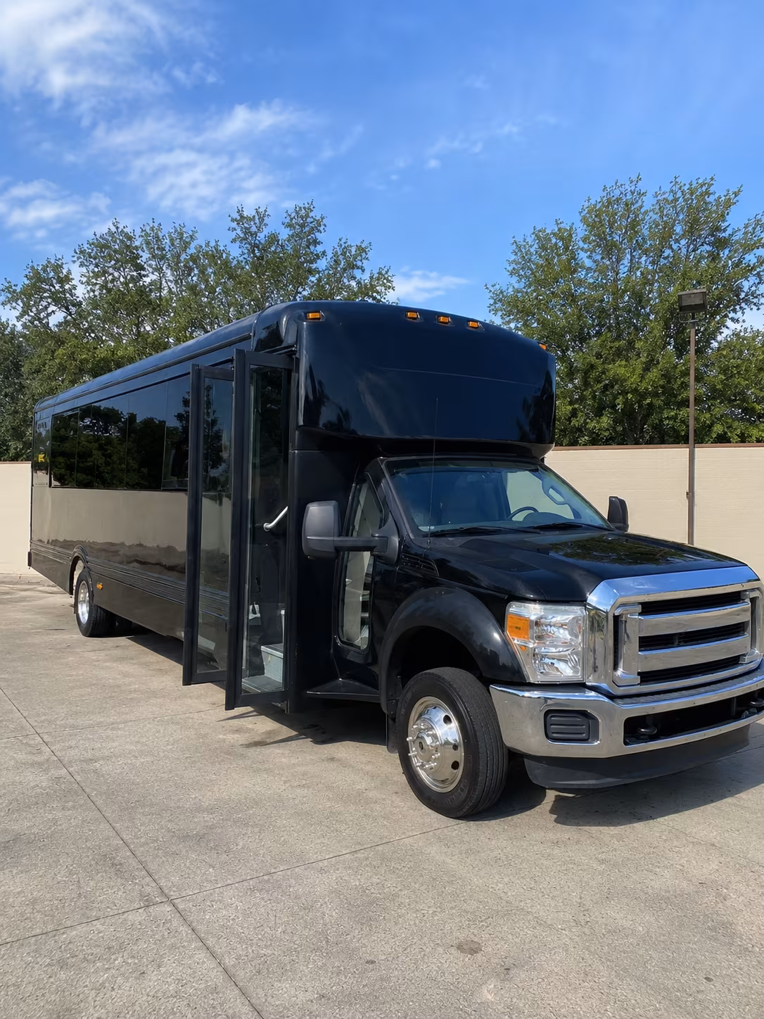 Delray Beach Winery Tour & Pub Crawl Transportation