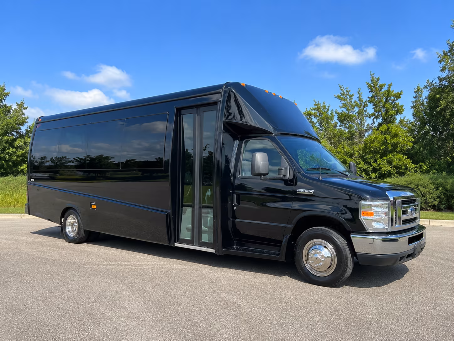 Wellington Wedding Transportation & Shuttle Service